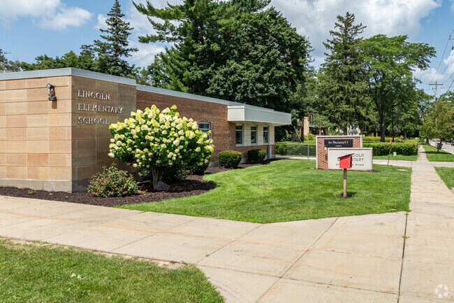 Whitewater Middle School is a public school in Whitewater, WI.