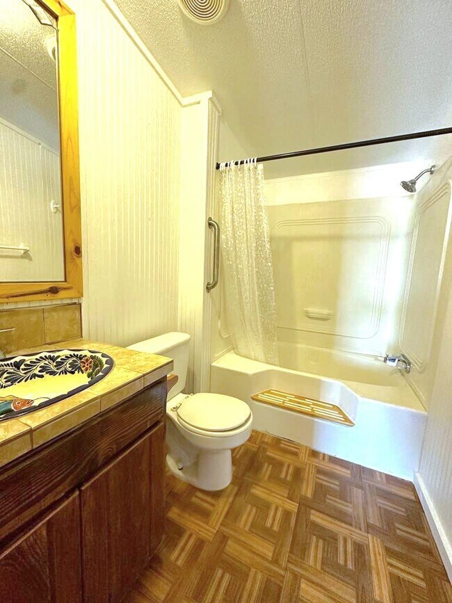 1010 Grandview Dr unit A, San Marcos, TX 78666 - photo 6