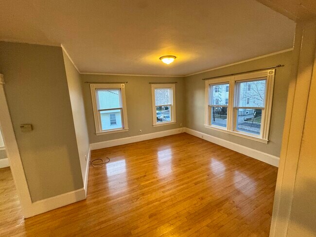 10 Crescent Hill unit 2, Wakefield, MA 01880 - photo 5