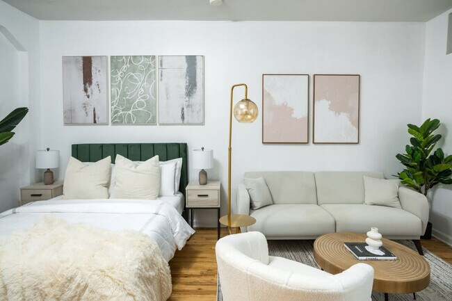 317 W 74th St unit ID1021983P, New York, NY 10023 - photo 2