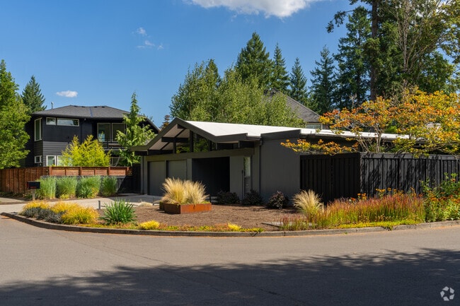Mid-Century Modern homes neighbor newer Contemporary homes in West Slope.