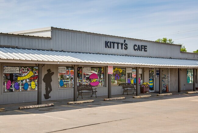 Magnolia Magnolia Ridge Kittys Cafe