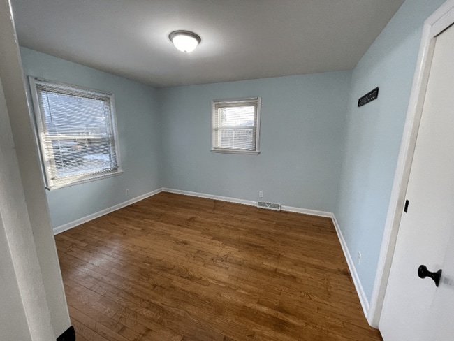 1025 Mayfair Dr unit 2, Racine, WI 53402 - photo 6