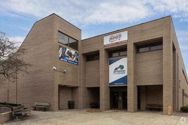 Jefferson CTC is a public college located in Kentucky.