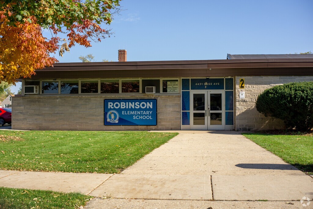J W Robinson Jr Elementary School serves students in the Lyons community.