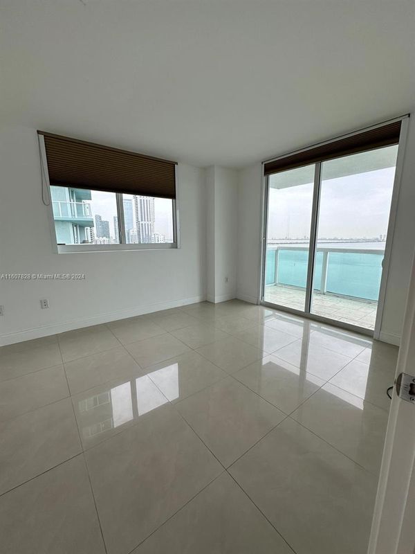 1800 Club, Miami, FL 33132 - photo 7