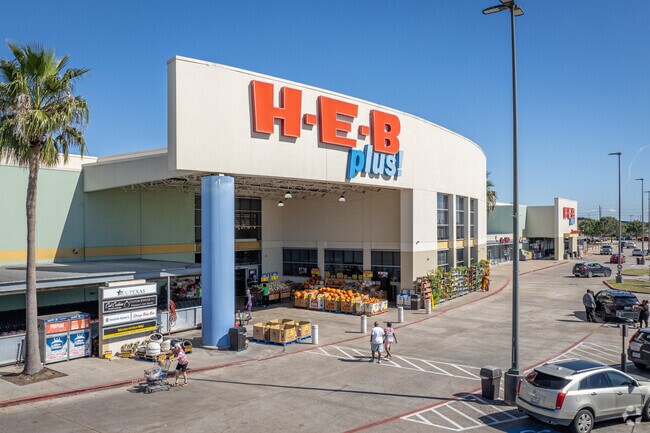 HEB Plus is a popular grocery store located in Silverlake that is known for its wide selection.