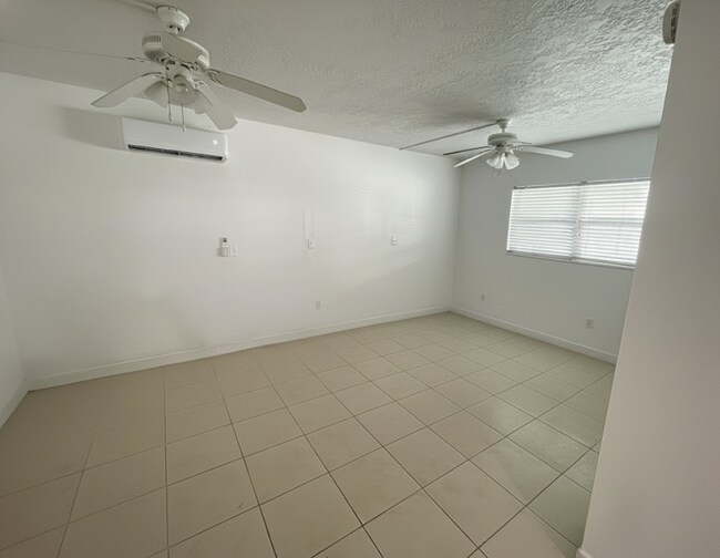 4800 Ocean Beach Blvd unit 102, Cocoa Beach, FL 32931 - photo 3