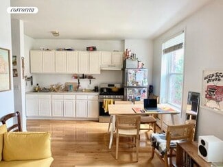 684 Degraw St, Brooklyn, NY 11217