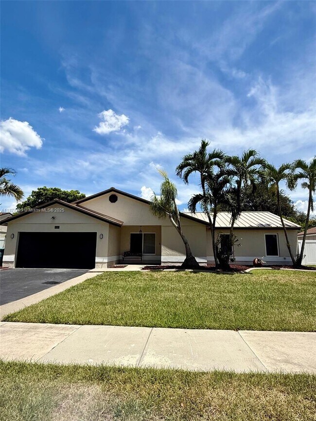 11561 SW 51st Ct, Cooper City, FL 33330