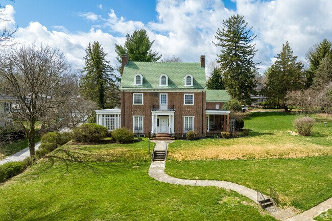 Large homes with exceptional yards also make up the Ten Hills neighborhood.