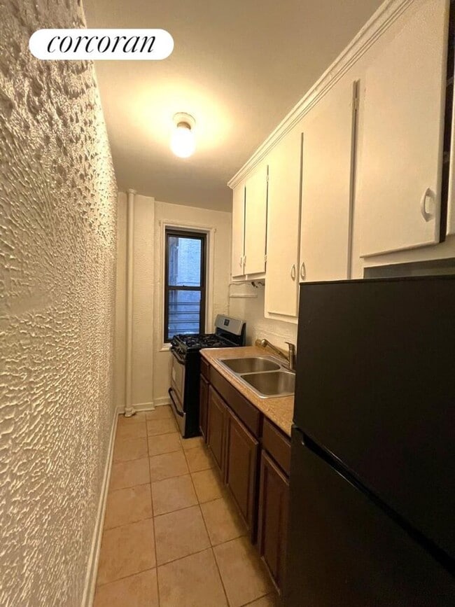 125 Ocean Ave, Brooklyn, NY 11225 - photo 5