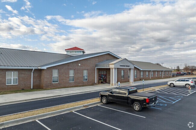 Creekside Primary School is an elementary school in Harvest Alabama.