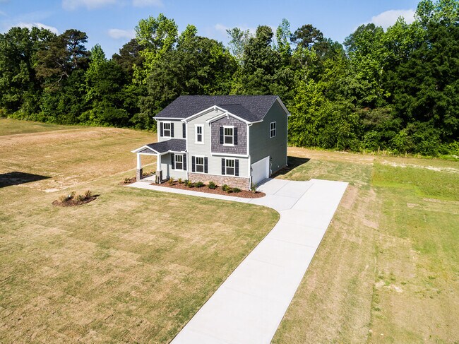 427 Fast Pitch Ln, Four Oaks, NC 27524 - photo 4