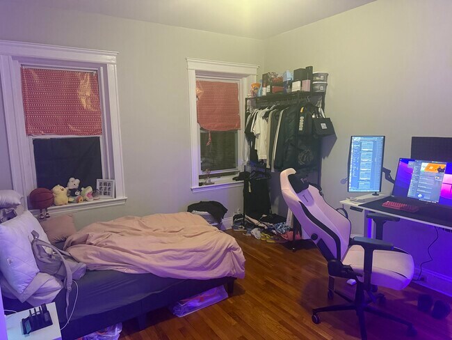 1213 Commonwealth Ave unit 3, Boston, MA 02134 - photo 2