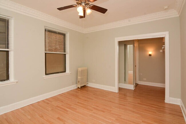 3832 N Fremont St unit A00C, Chicago, IL 60613 - photo 3