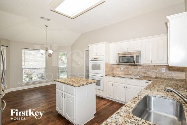 4213 Baystone Ct, Rowlett, TX 75088 - photo 7