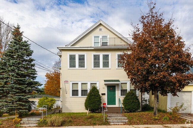 Single-family properties are common in South End Nashua, NH.