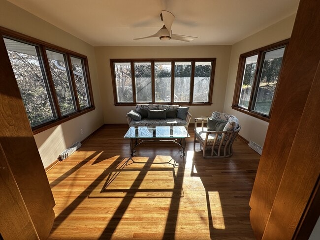 5111 Thotland Rd, Golden Valley, MN 55422 - photo 7