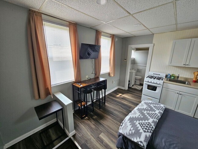 2317 Broad St unit . 4, Parkersburg, WV 26101 - photo 5