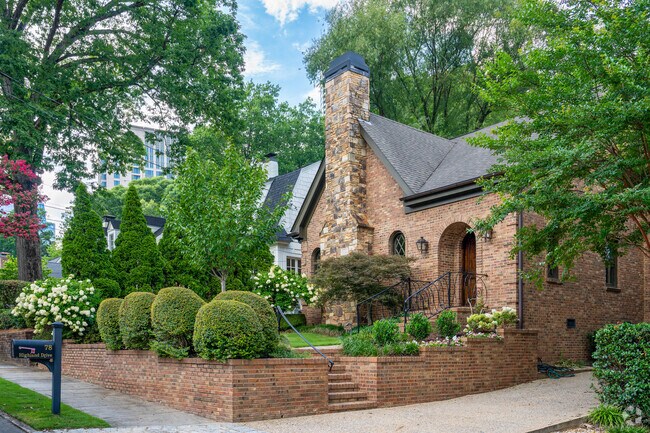 Tudor homes are one of the common architectural styles of Peachtree Park.