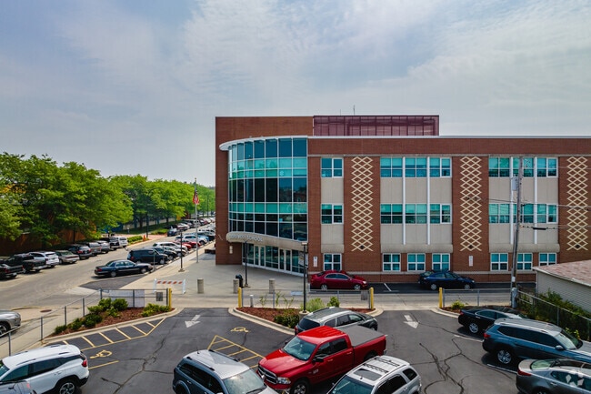 Cicero West Elementary School serves grades PK and K-4.