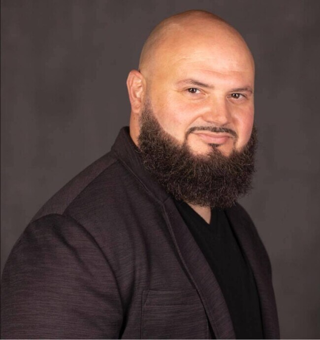 Agent Photo
