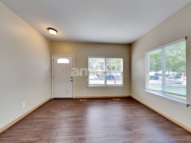 14017 Emerald Ct, Plainfield, IL 60544 - photo 4