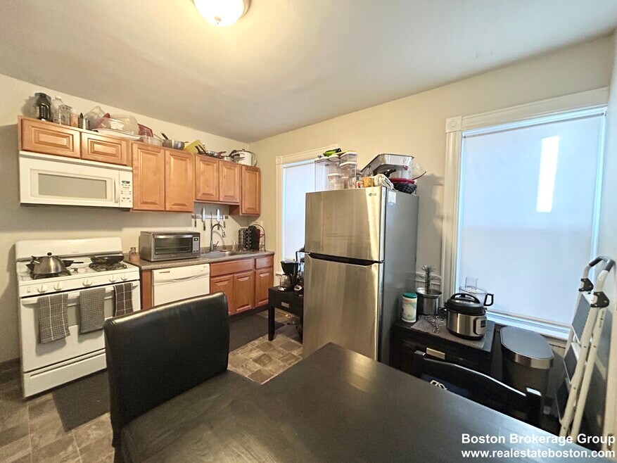 151 E Cottage St unit 1, Dorchester, MA 02125 - photo 1