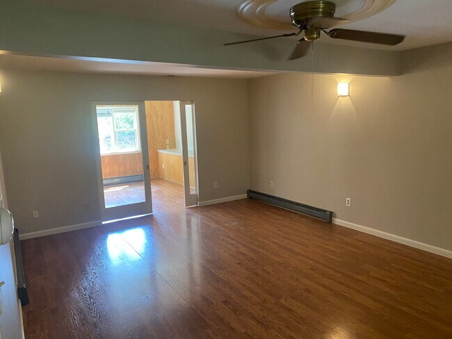 817 Elysian Ave unit 817, Morgantown, WV 26501 - photo 5
