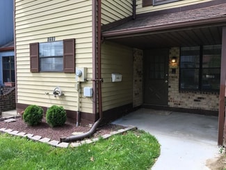 1718 Redwood Ct, Allentown, PA 18104