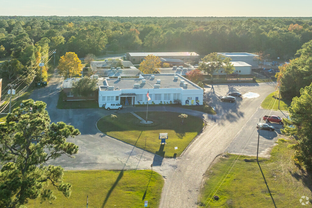 Gautier Elementary School in Gautier, MS has dedicated teachers and staff for students.
