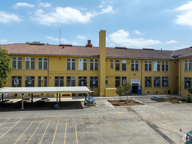 Morris K. Hamasaki Elementary School