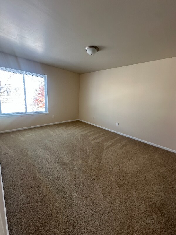 602 Sunset Ln, Saint Clair Shores, MI 48082 - photo 5