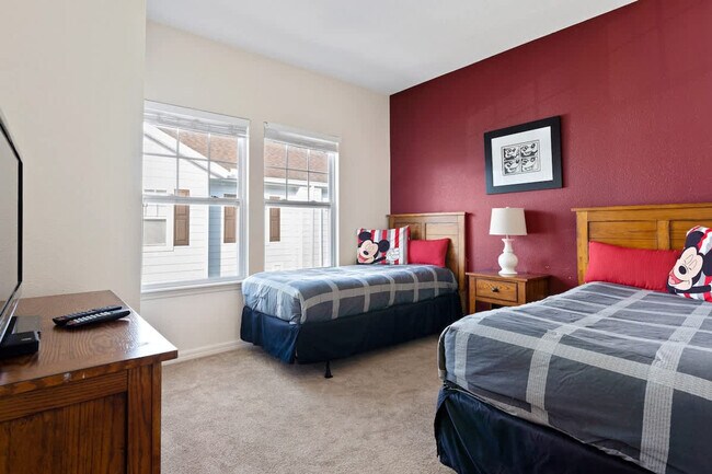 2901 Edenshire Way unit ID1280916P, Kissimmee, FL 34746 - photo 2