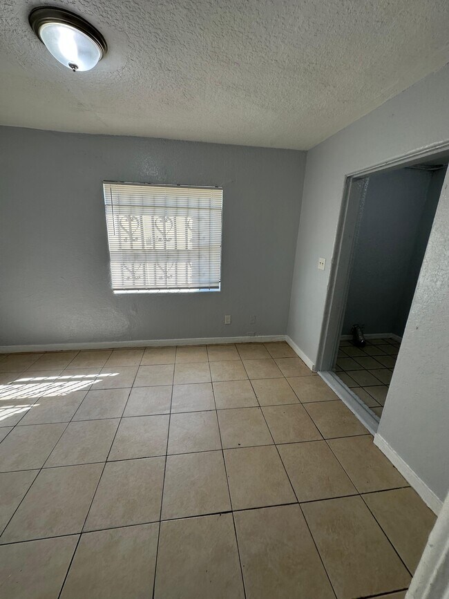 312 Acosta St, Jacksonville, FL 32204 - photo 6