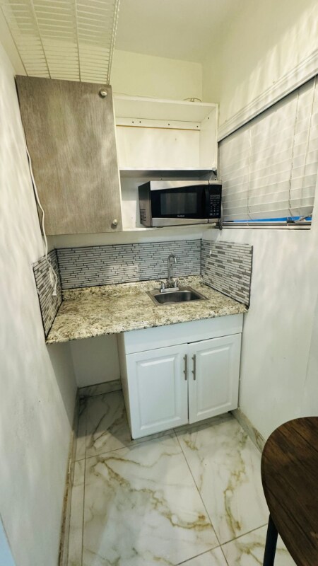 1055 NW 153rd St unit 1, Miami, FL 33169 - photo 4