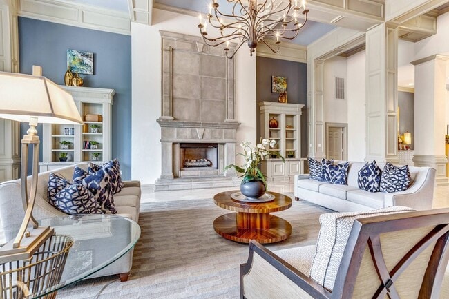 Post Oak at Woodway, Houston, TX 77024 - photo 2