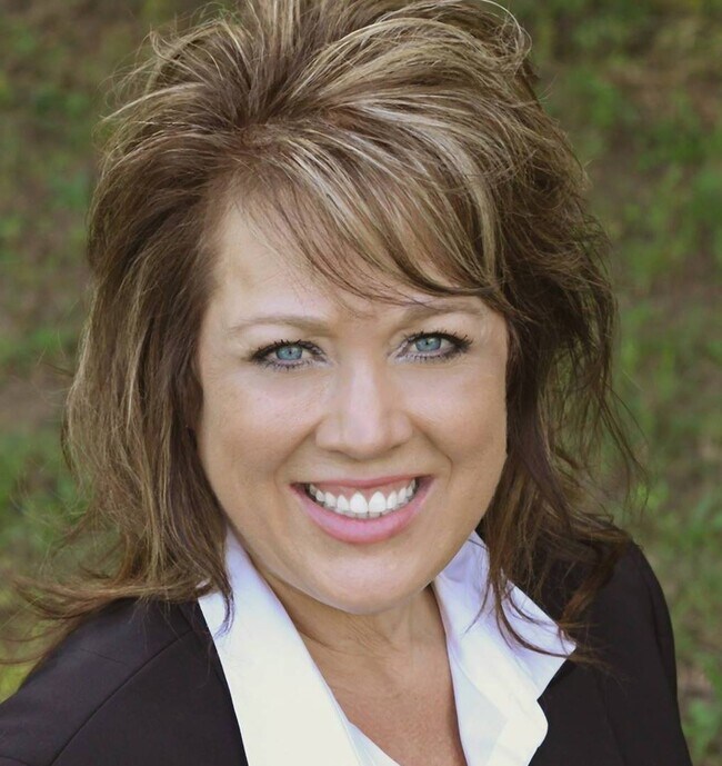 Kimberly Bowling, Real Estate Agent in Arlington, TX