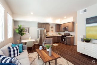 112 E 31st St, National City, CA 91950