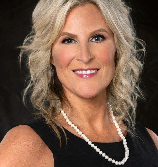 Colleen Roeschlein