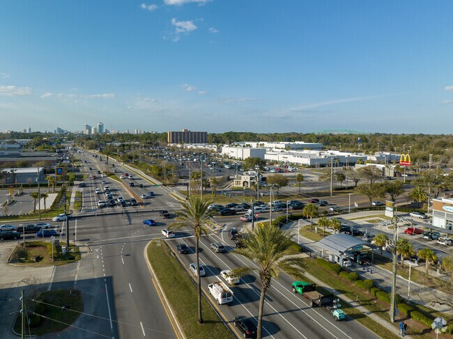 Businesses at busy intersection of Phillips and Emerson in near the Spring Park neighborhood.