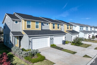 5538 Lavender Cotton Place, Apollo Beach, FL 33572