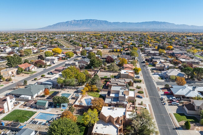 Taylor Ranch is a quiet, family-friendly neighborhood just seven miles from downtown ABQ.