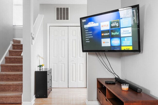 2318 N New Jersey St unit ID1364144P, Indianapolis, IN 46205 - photo 5