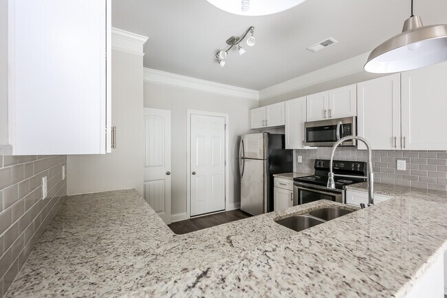 243 Riley Cir, Dawsonville, GA 30534 - photo 5