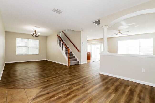 12608 Evington Point Dr, Riverview, FL 33579 - photo 5