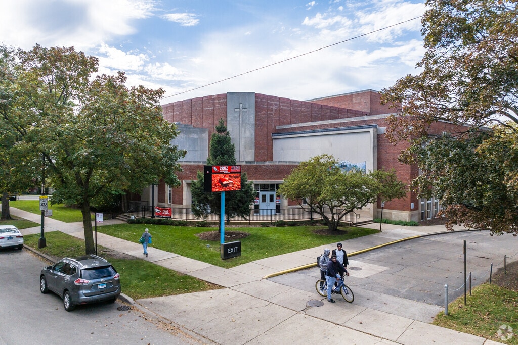 You can take drama classes at Lifeline Theater at Acero - Sor Juana Ines de la Cruz School.