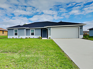 124 NE 8th Terrace, Cape Coral, FL 33909