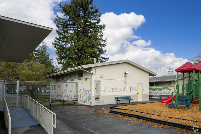 KIPP Excelencia Community Preparatory is a great place for new students in Redwood City.